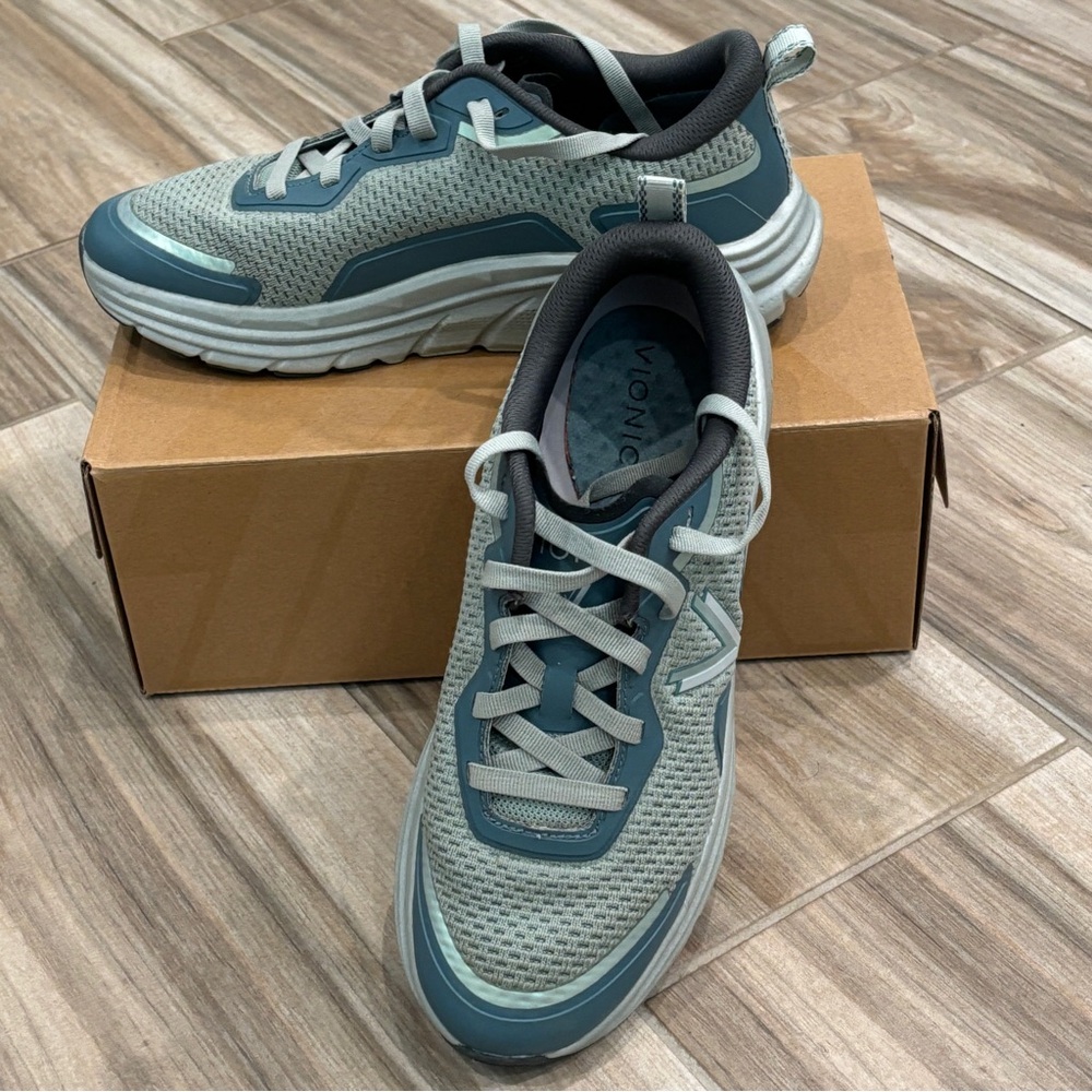 Vionic Walk Max 2 Sneaker Women Walking Shoes with Arch Support 10 M